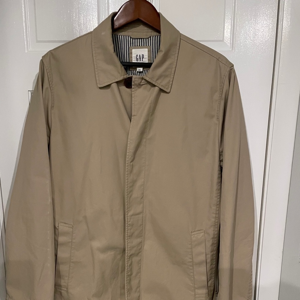 Men’s trench coat